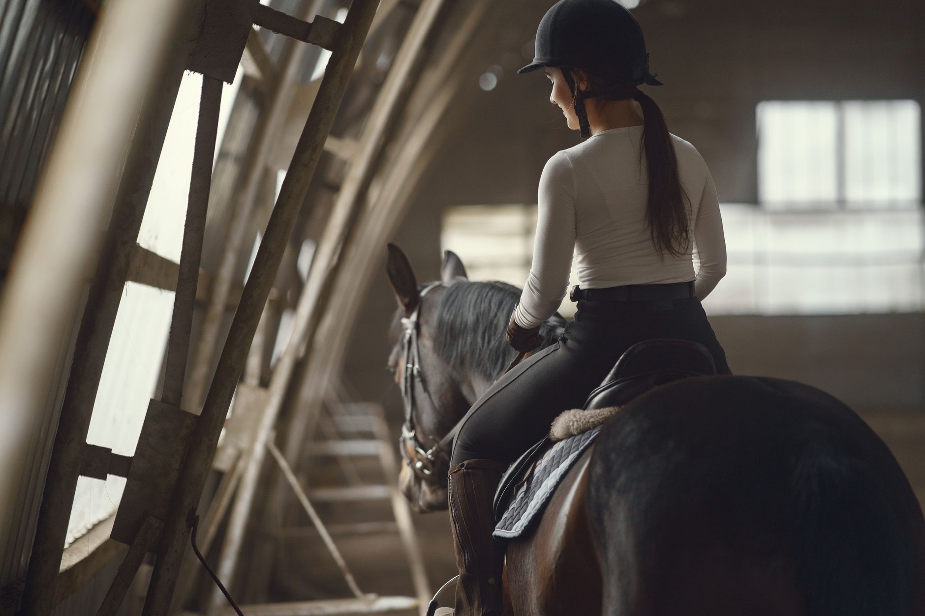 La tenue du cavalier : du pantalon aux bottes